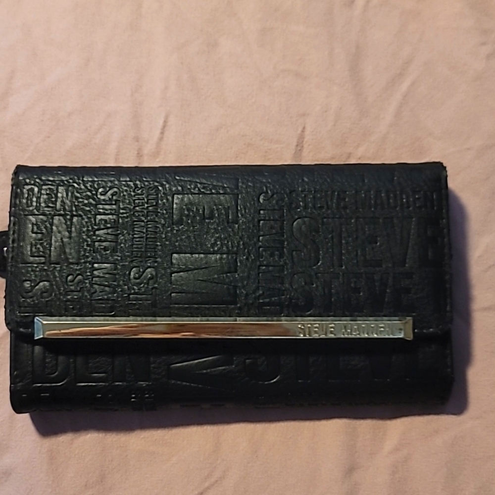 Steve Madden, black and gold wallet